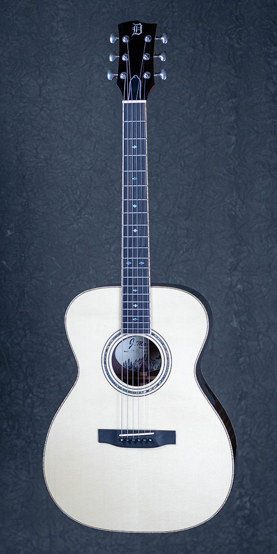 roberto venn alumni work class of 2019 01 acoustics img 3513 Spring 2019