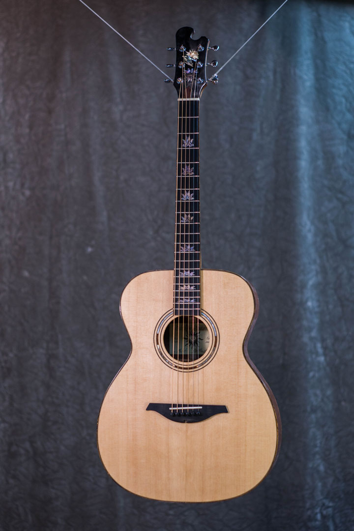 roberto venn student guitarAcousticFinals 13 Fall 2018