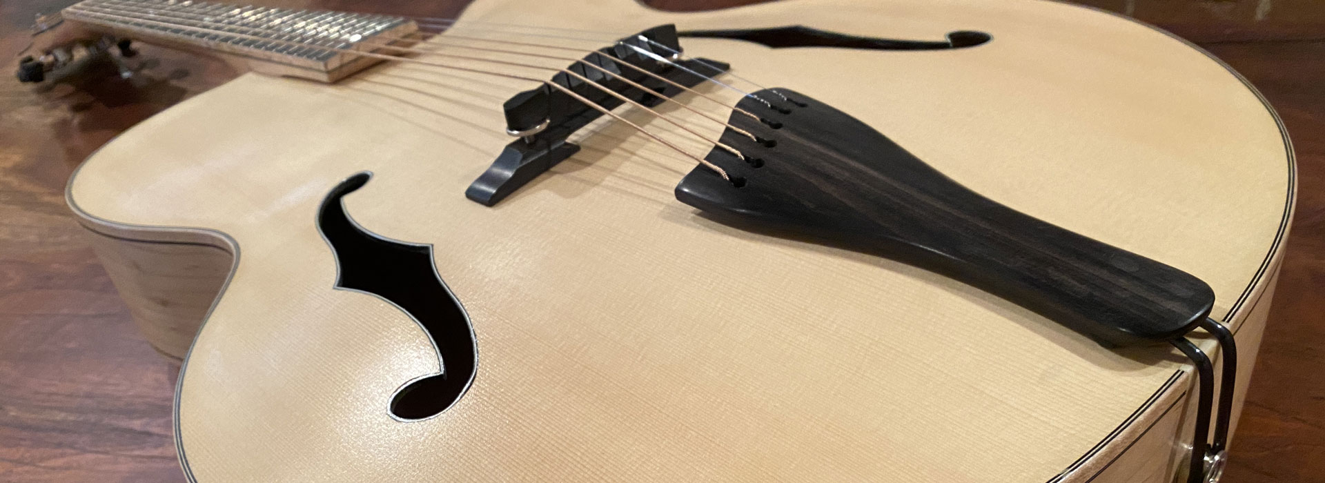 archtop banner roberto venn 1920x700 Advanced Guitar Making