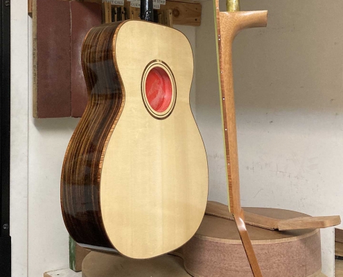 roberto venn student made fall 2020 acosutic with neck 495x400 Our Fall 2020 Class is heading towards the finish line